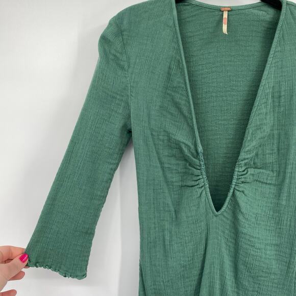 Free People Women's Green Crepe Deep V Neckline Mini Dress Size Small Altered - Picture 8 of 12